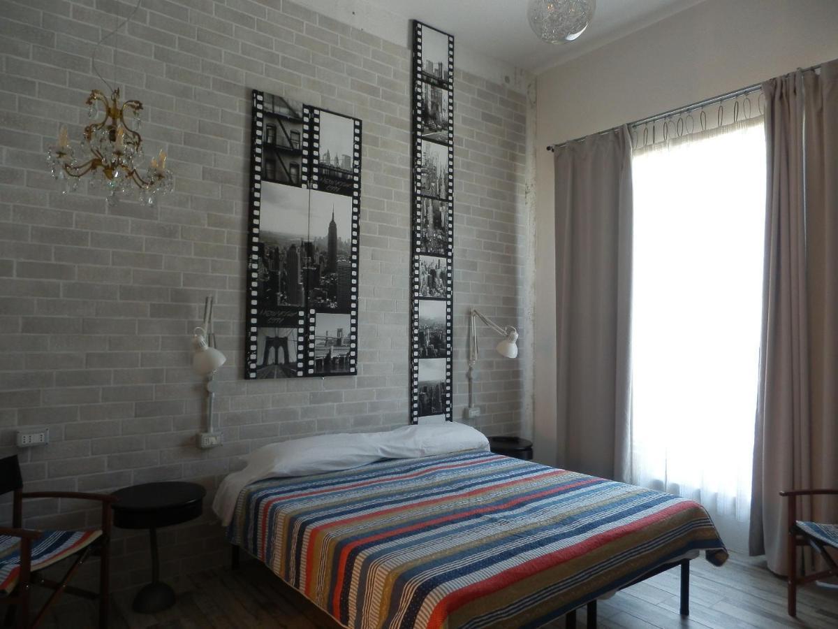 Bb Sharingloft Sirmione Bed & Breakfast Eksteriør bilde